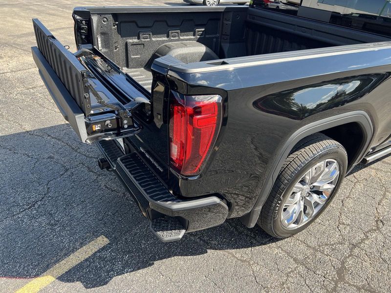 2026 Gmc Sierra 1500 Denali photo 40