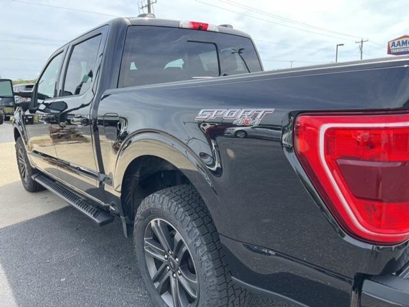 2022 Ford F-150 XLTImage 4