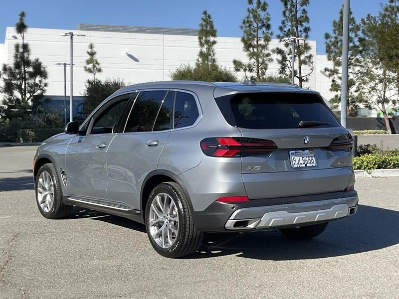 2024 BMW X5 xDrive40iImage 6