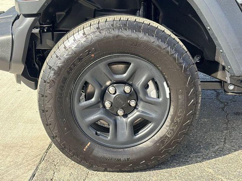 New 2026 Jeep Wrangler 4-door SportImage 10