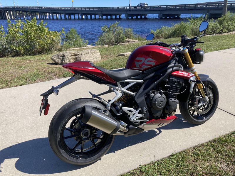 2024 Triumph Speed Triple 1200 RS 