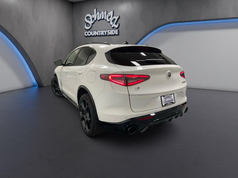 New 2026 Alfa Romeo Stelvio AwdImage 10