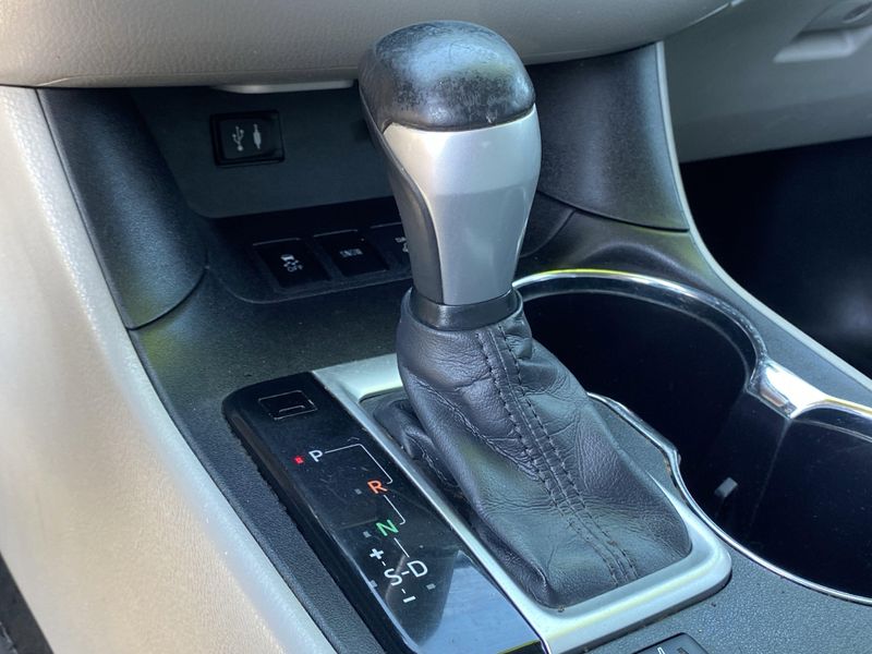 Used 2015 Toyota Highlander XLEImage 25