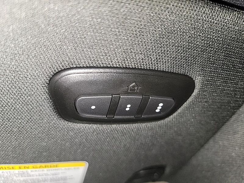 2025 Ram 1500 Rebel photo 22
