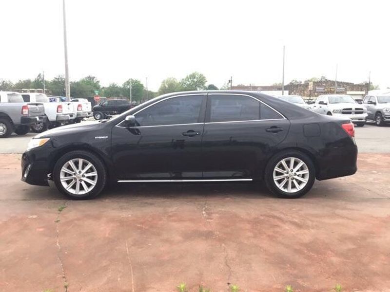 2012 Toyota Camry Hybrid XLEImage 6