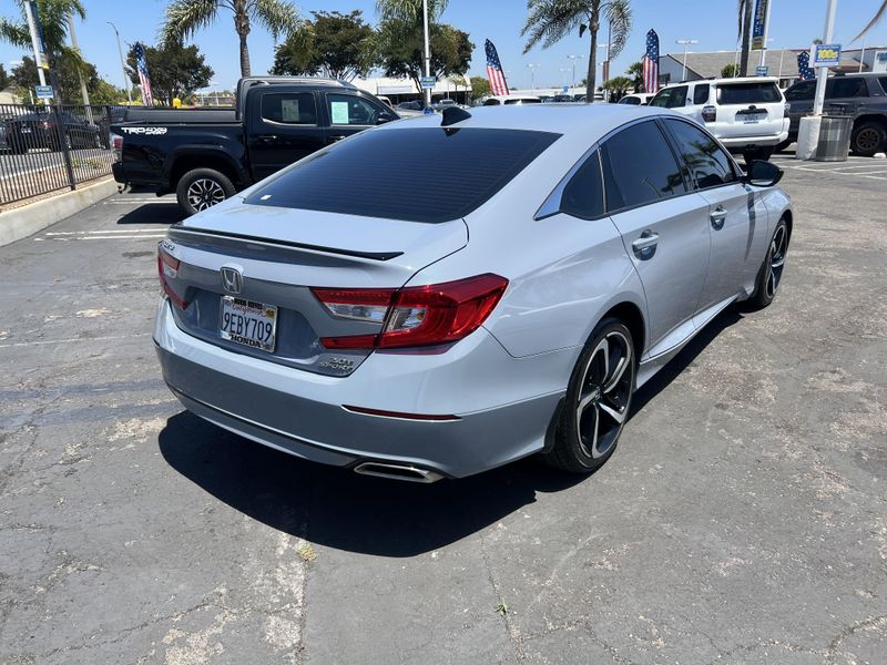 Used 2022 Honda Accord Sedan SportImage 3