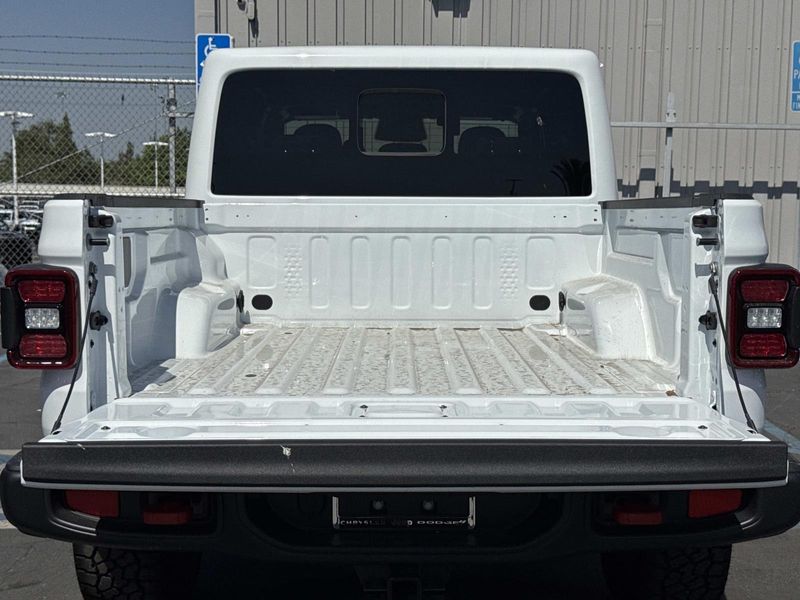 New 2026 Jeep Gladiator Rubicon 4x4