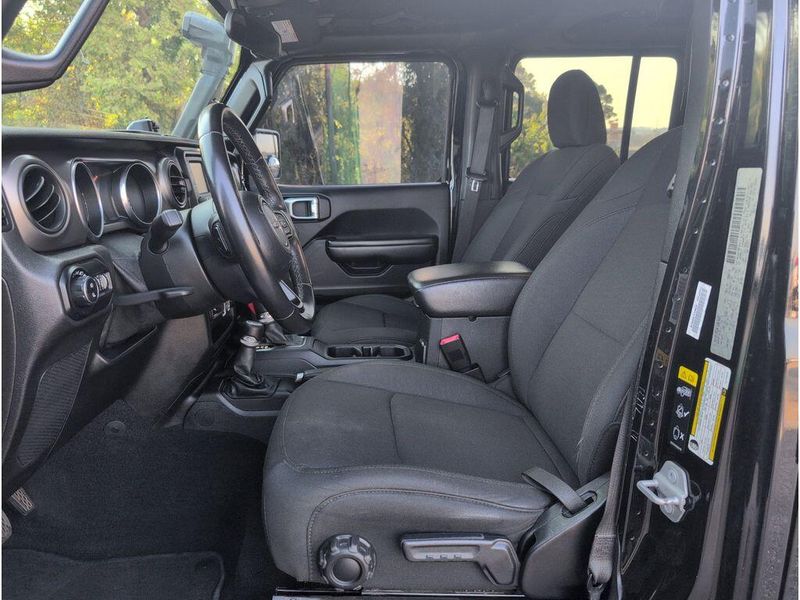 Used 2020 Jeep Gladiator Sport SImage 12