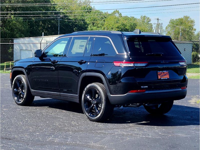 New 2027 Jeep Grand Cherokee Limited 4x4