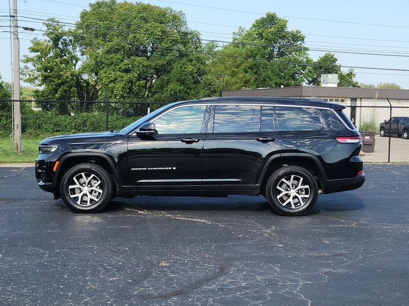 Used 2024 Jeep Grand Cherokee L Limited