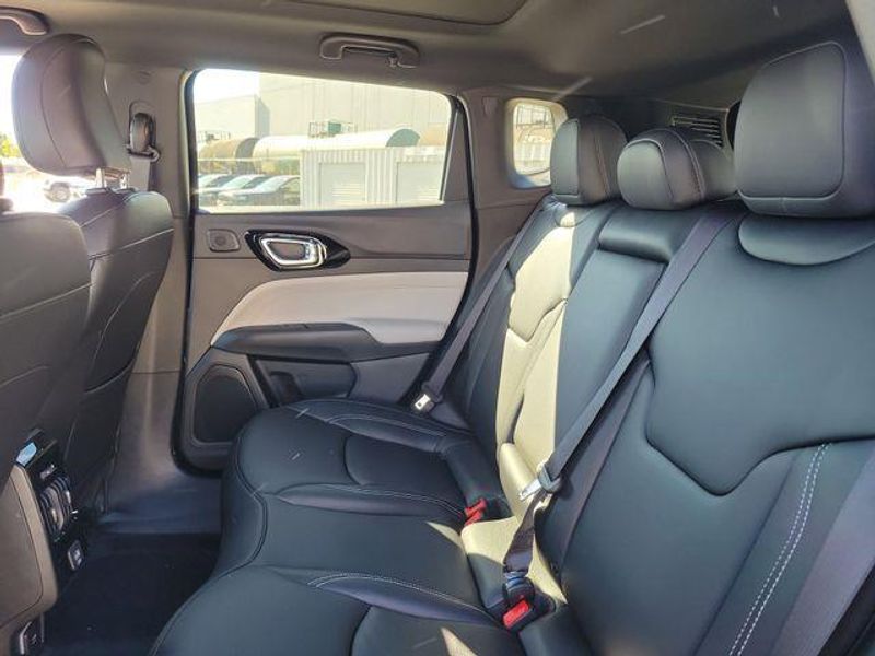 New 2026 Jeep Compass Limited 4x4
