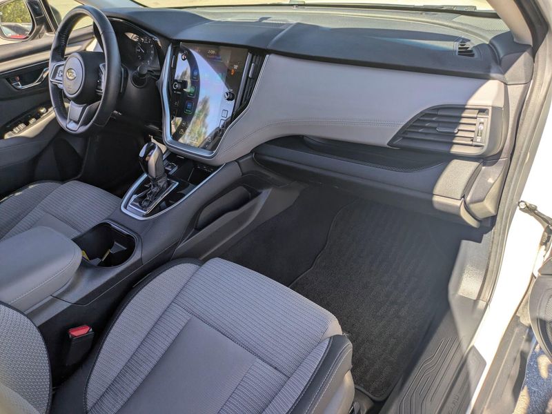 2020 Subaru Outback Premium photo 36