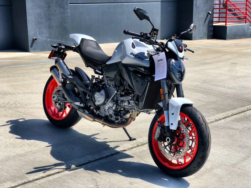 New 2027 Ducati MONSTER PLUS Image 11
