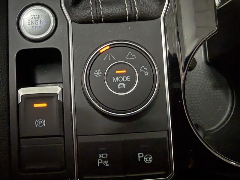 Used 2023 Volkswagen Atlas Cross Sport V6 SEL Premium R-Line AWD w/Sunroof & NavImage 22