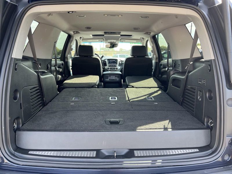 2020 Gmc Yukon SLT photo 45