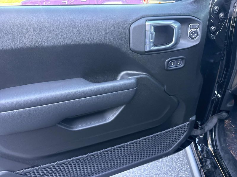 New 2026 Jeep Wrangler 4-door Rubicon