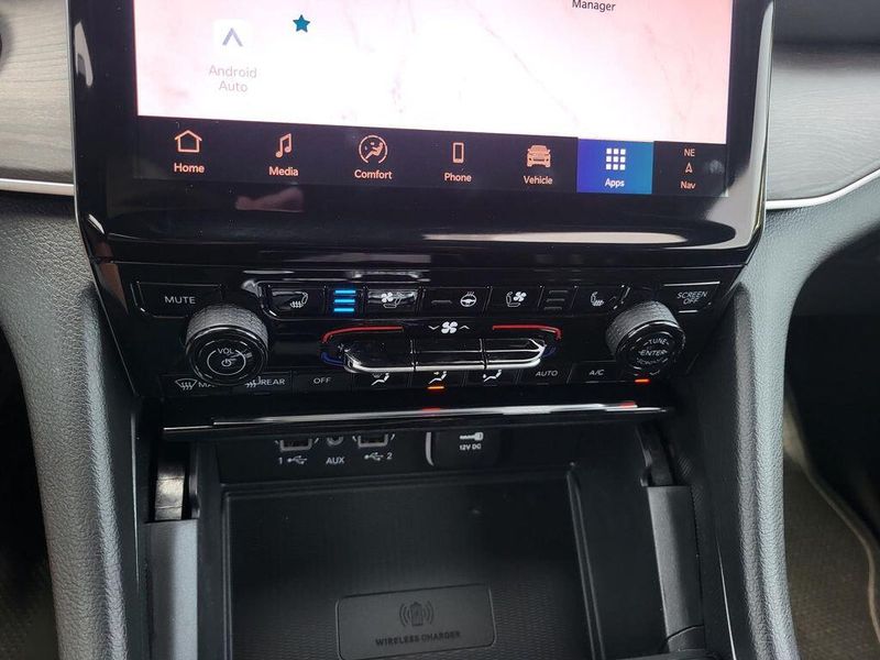 2025 Jeep Grand Cherokee L Limited 4x4Image 23