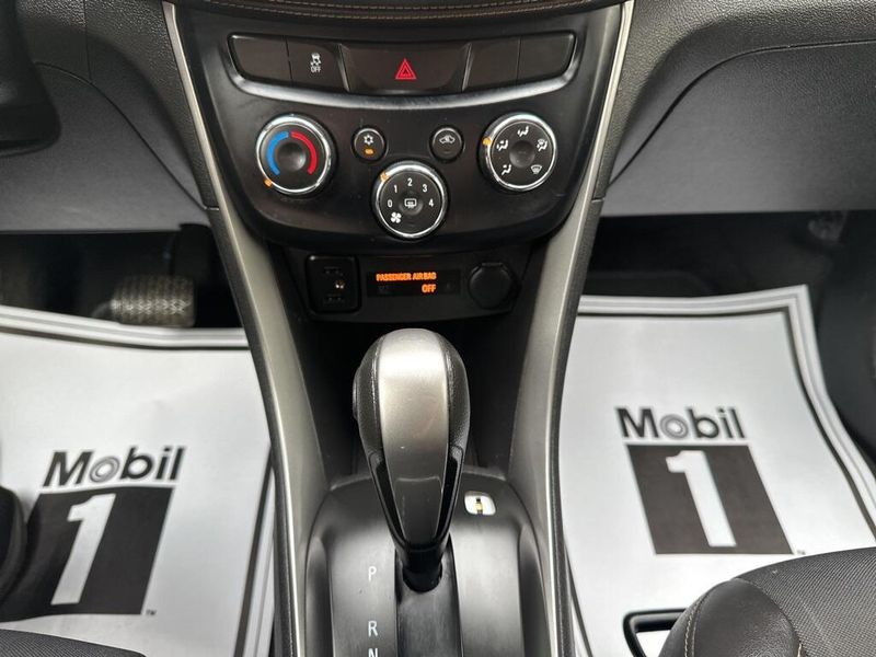 2020 Chevrolet Trax LTImage 28