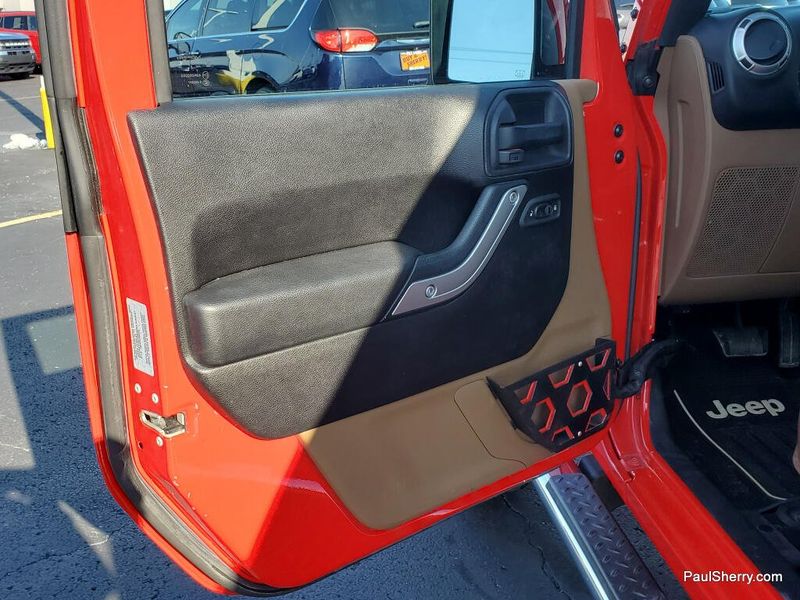 Used 2016 Jeep Wrangler Unlimited Sahara