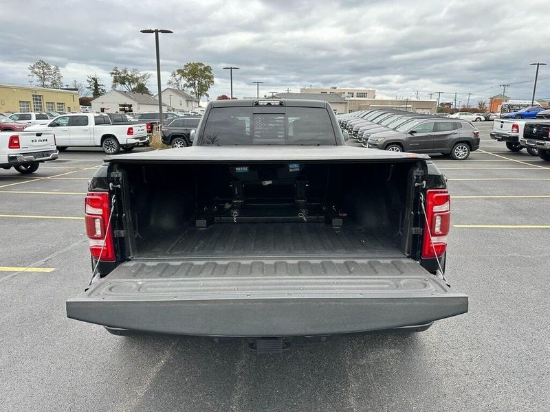 2019 RAM 3500 LaramieImage 20