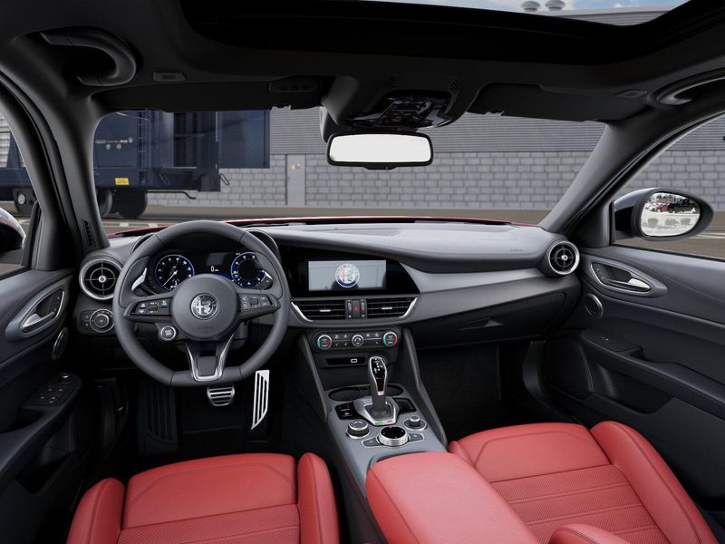 New 2026 Alfa Romeo GiuliaImage 8