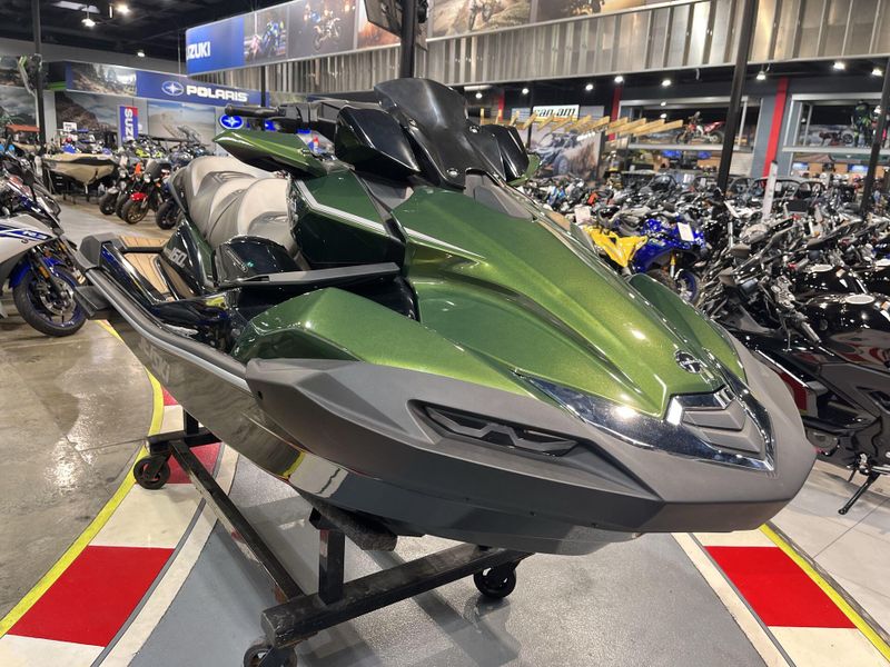 New 2025 Kawasaki JET SKI ULTRA 160LX Image 18