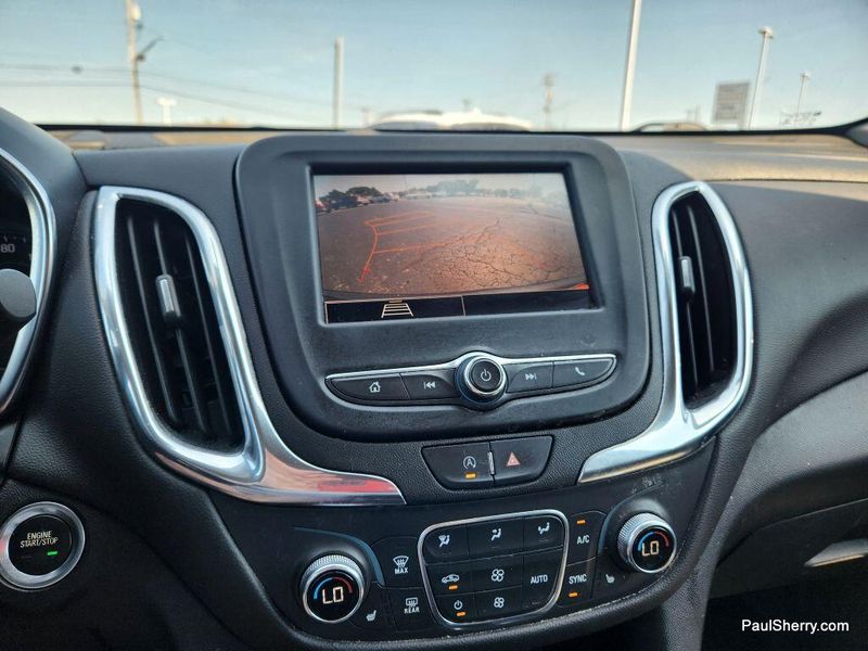 Used 2022 Chevrolet Equinox LT