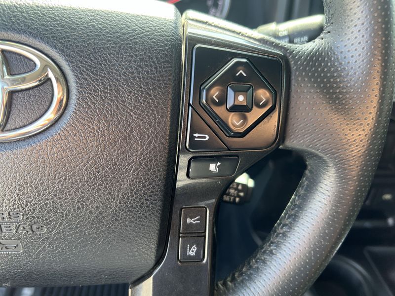 2021 Toyota 4Runner TRD Off Road PremiumImage 12
