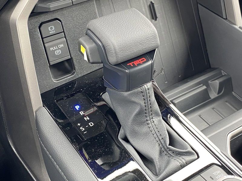New 2025 Toyota Tundra Limited HybridImage 18
