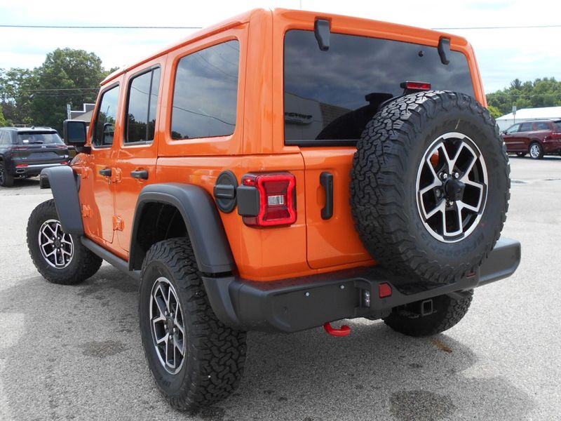 2025 Jeep Wrangler 4-door RubiconImage 3