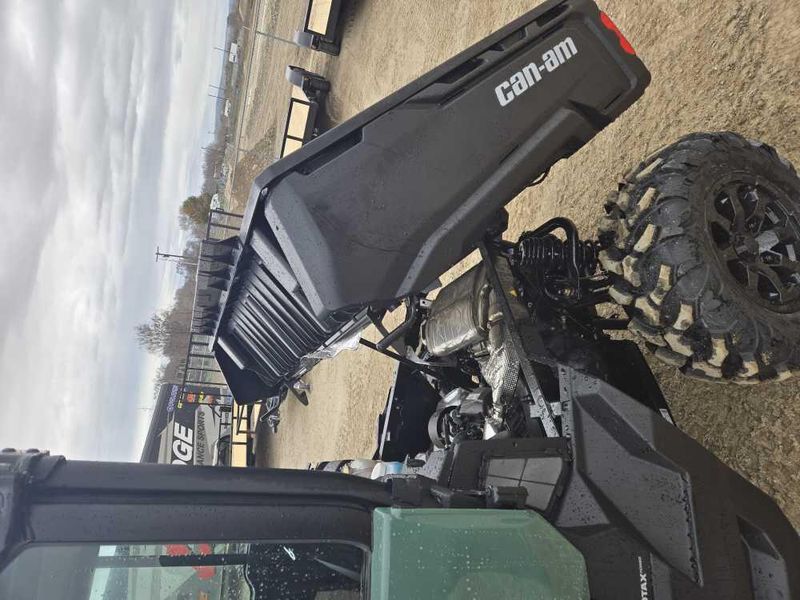 New 2026 Can-Am DEFENDER MAX DPS CAB HD10 