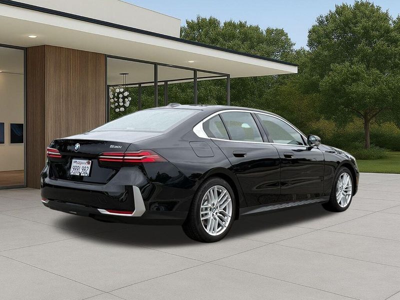 Used 2025 BMW 5 Series 530i xDriveImage 8