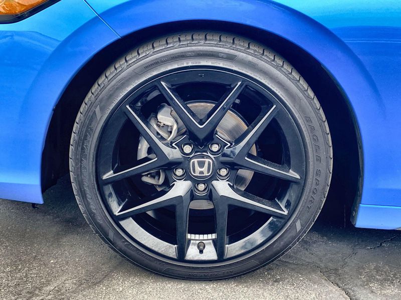 Used 2024 Honda Civic Hatchback SportImage 31