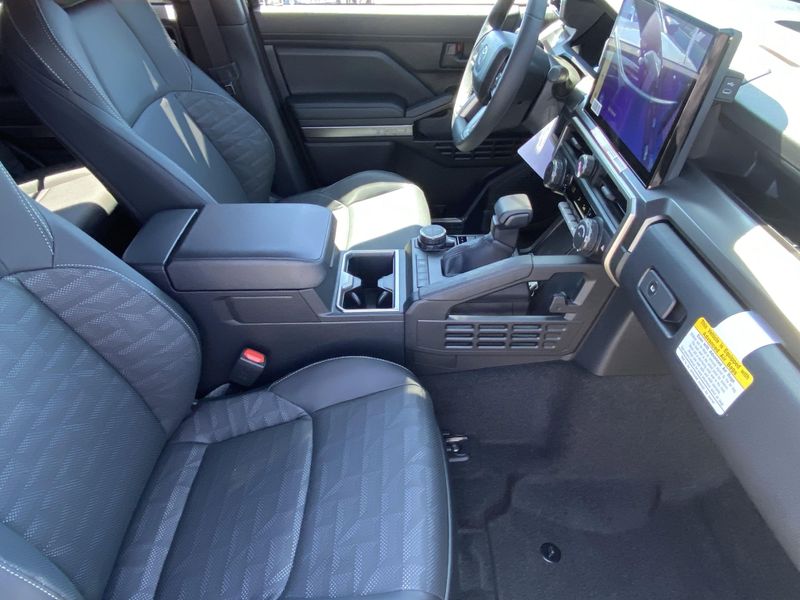New 2025 Toyota 4Runner TRD Sport PremiumImage 10