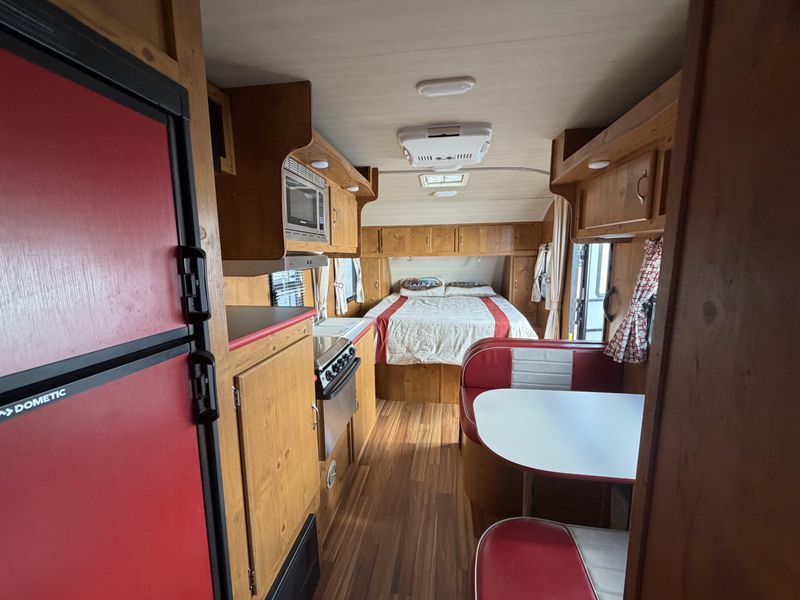 Used 2018 GULF STREAM 19RBS Image 6