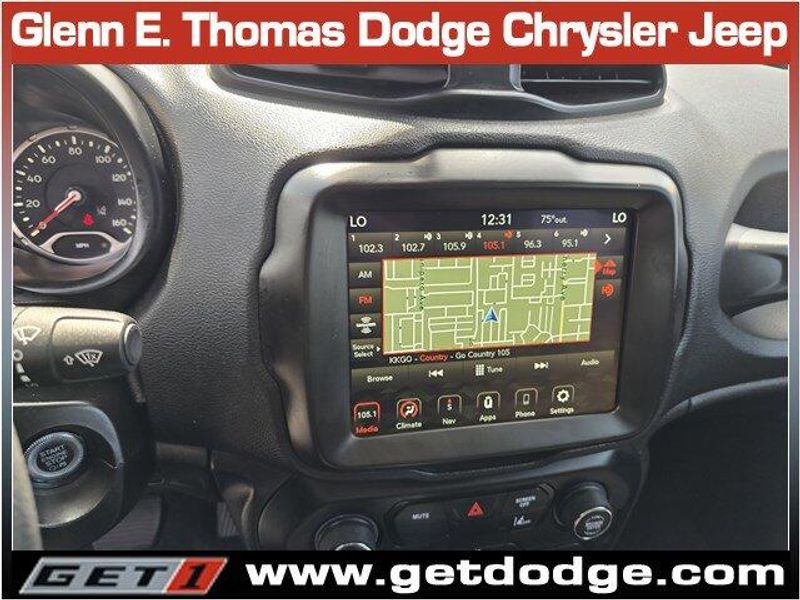 2023 Jeep Renegade Latitude Upland photo 12
