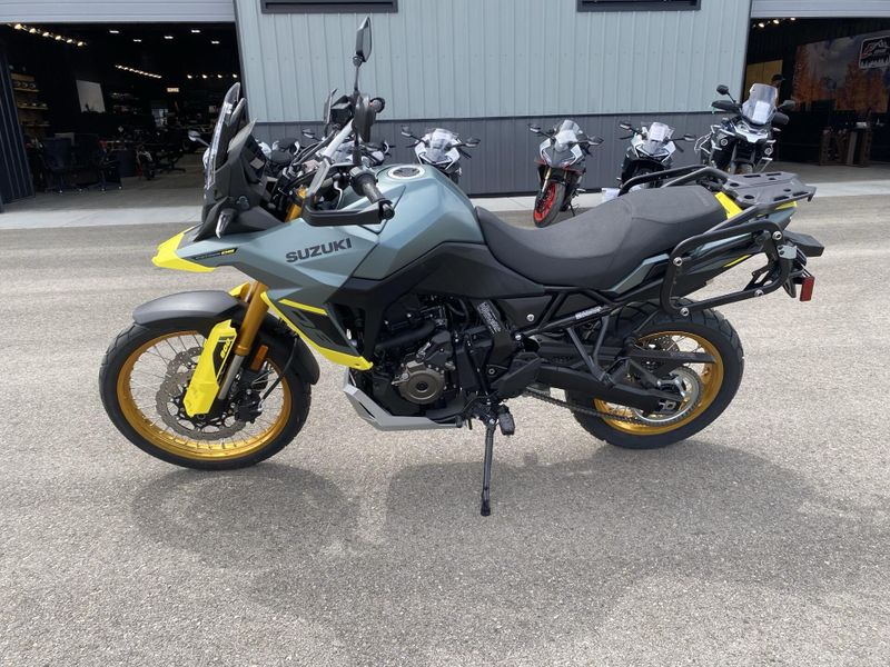 New 2024 Suzuki VSTROM 800DE 
