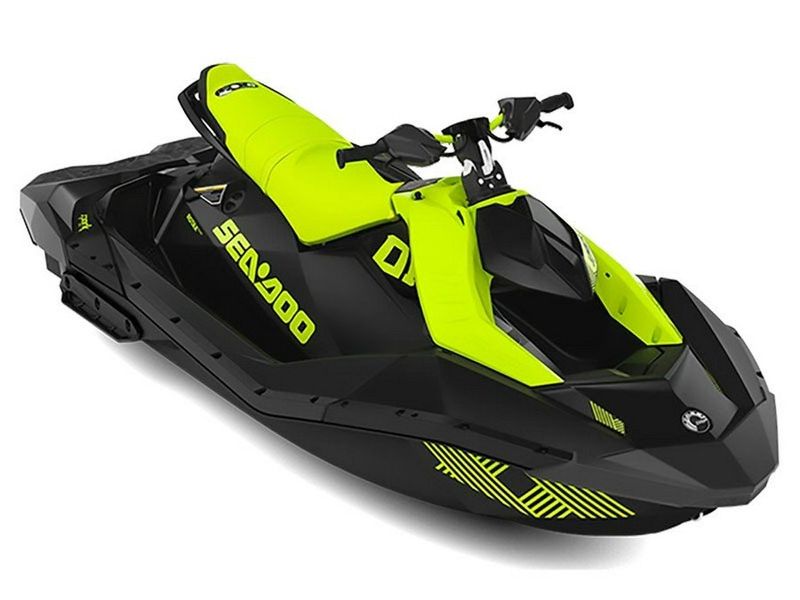 2023 Seadoo PWC SPARK 90 WH 3 UP  in a Manta Green exterior color. New England Powersports 978 338-8990 pixelmotiondemo.com 