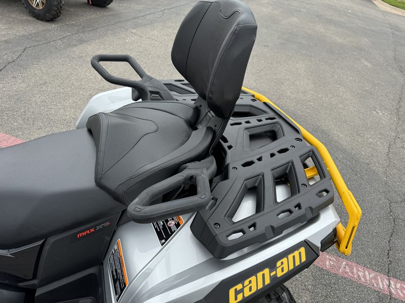 2024 Can-Am OUTLANDER MAX XTP 850 HYPER SILVER AND NEO YELLOWImage 7