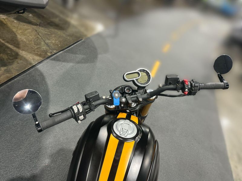 Used 2018 Ducati SCRAMBLER 1100 Image 21