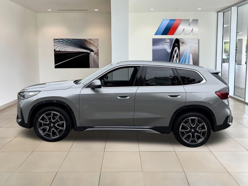 2025 BMW X1 xDrive28iImage 9
