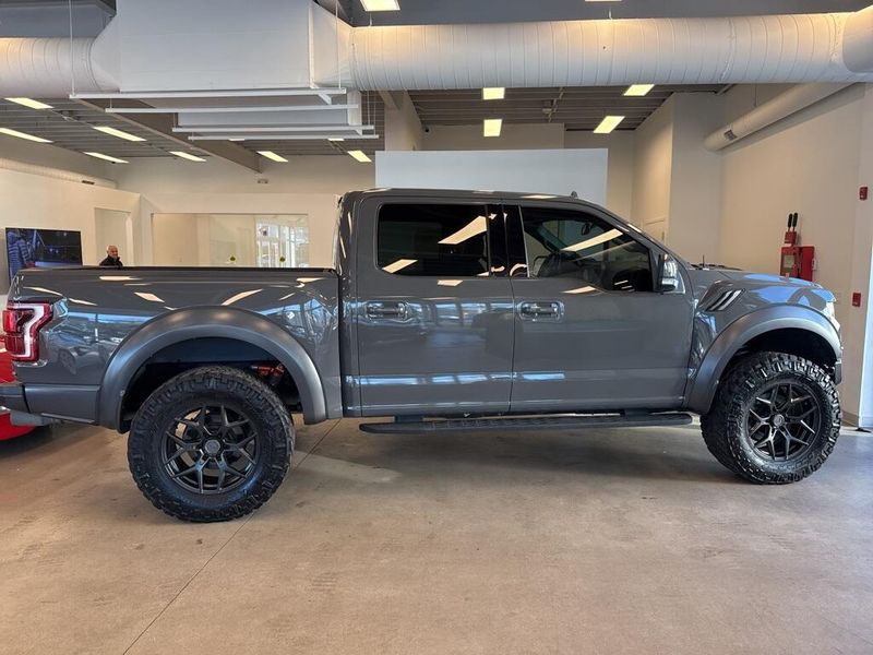 2020 Ford F-150 RaptorImage 8