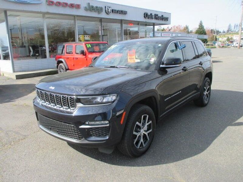Used 2024 Jeep Grand Cherokee LimitedImage 2