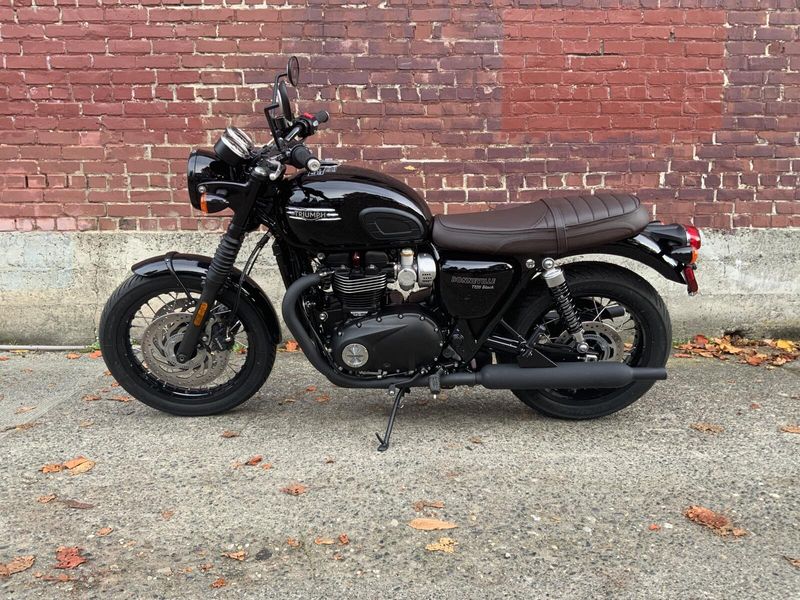2026 Triumph BONNEVILLE T120 BLACK
