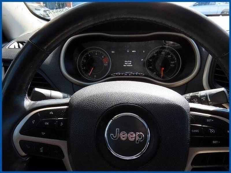2018 Jeep Cherokee LimitedImage 15