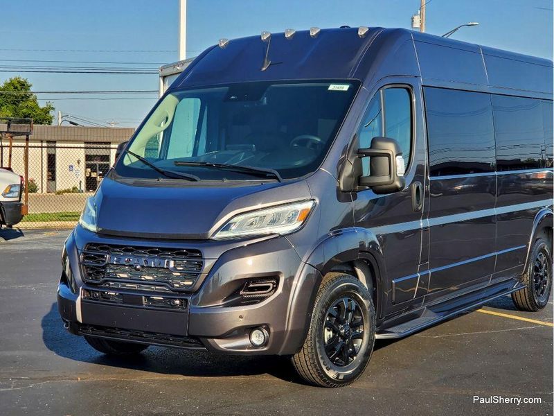 New 2024 RAM Promaster 2500 Slt+ Window Van High Roof 159