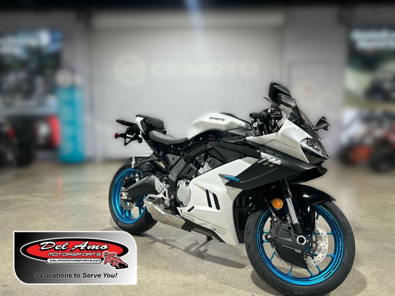 New 2025 CFMOTO 675SS Image 1