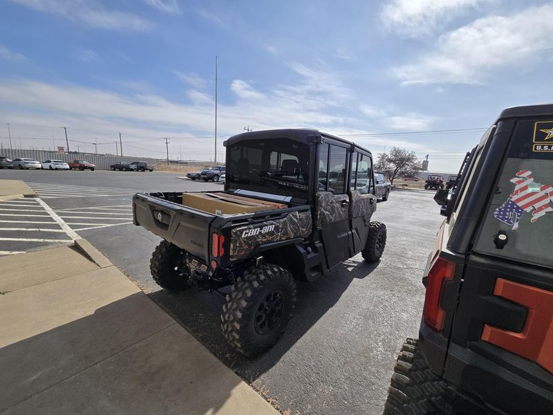 2025 Can-Am DEFENDER MAX LIMITED CAB HD10 WILDLAND CAMOImage 4