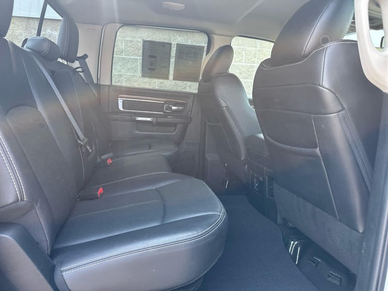 2018 Ram 2500 Laramie photo 8