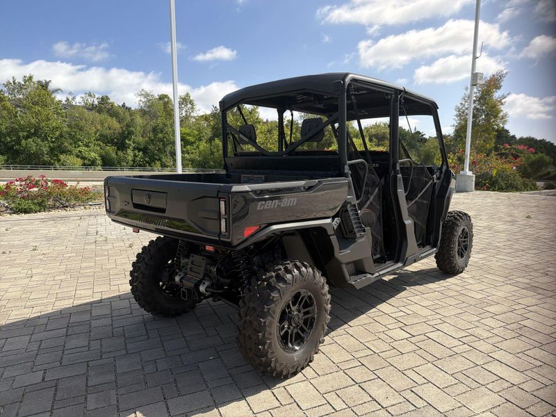 New 2026 Can-Am DEFENDER MAX LONE STAR HD11 Image 17
